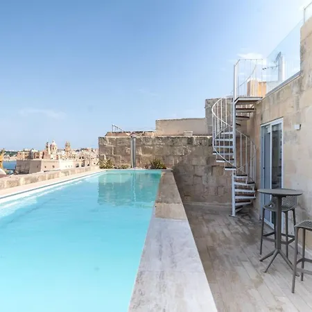 Authentic Maltese Boutique With Rooftop Pool - Moon Townhouse - Iconic Views Of Valletta And Grand Harbour Dom wakacyjny *