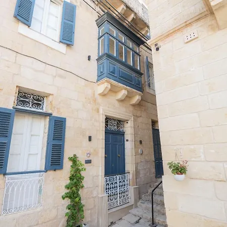 Authentic Maltese Boutique With Rooftop Pool - Moon Townhouse - Iconic Views Of Valletta And Grand Harbour Cospicua