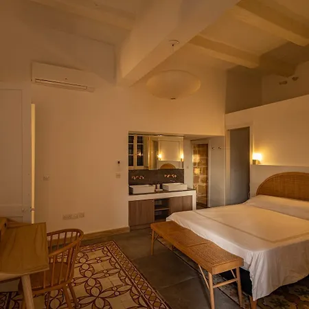 Dom wakacyjny Authentic Maltese Boutique With Rooftop Pool - Moon Townhouse - Iconic Views Of Valletta And Grand Harbour *