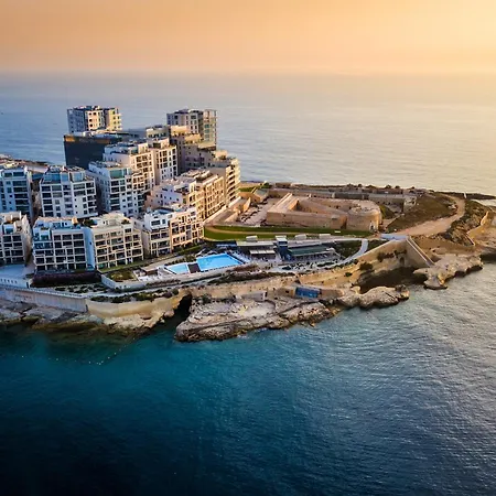 Authentic Maltese Boutique With Rooftop Pool - Moon Townhouse *