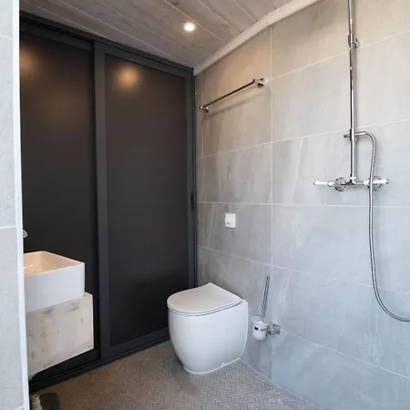 Authentic Maltese Boutique With Rooftop Pool - Moon Townhouse - Iconic Views Of Valletta And Grand Harbour Nyaraló Cospicua