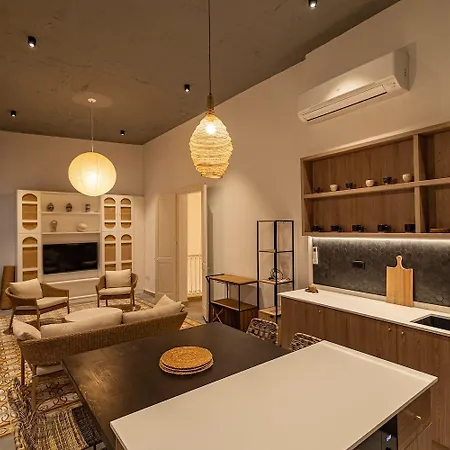 Authentic Maltese Boutique With Rooftop Pool - Moon Townhouse בית נופש *