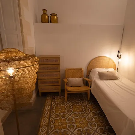 Authentic Maltese Boutique With Rooftop Pool - Moon Townhouse *