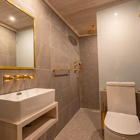 Authentic Maltese Boutique With Rooftop Pool - Moon Townhouse *