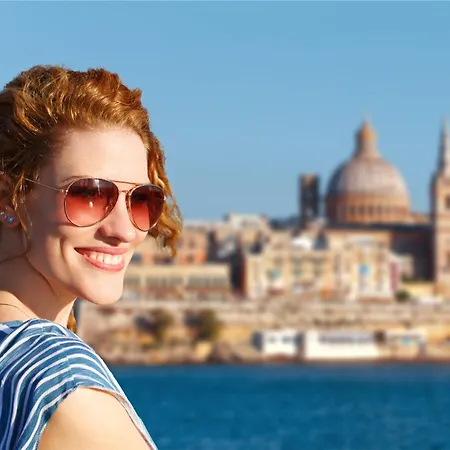 Authentic Maltese Boutique With Rooftop Pool - Moon Townhouse * Cospicua