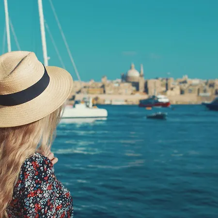 Authentic Maltese Boutique With Rooftop Pool - Moon Townhouse Holiday home