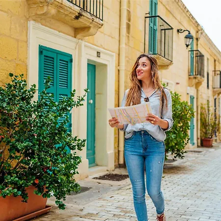 Authentic Maltese Boutique With Rooftop Pool - Moon Townhouse Holiday home *