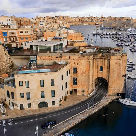 Holiday home Authentic Maltese Boutique With Rooftop Pool - Moon Townhouse Cospicua