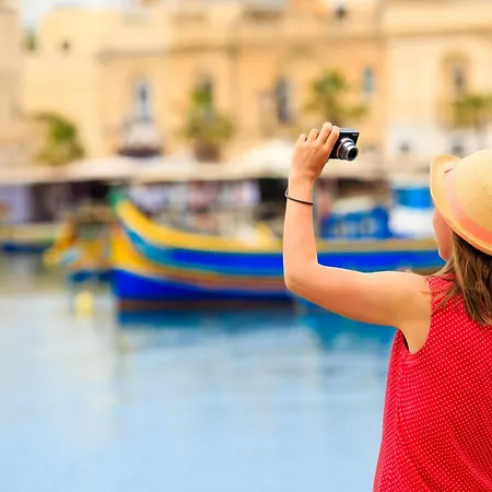 Holiday home Authentic Maltese Boutique With Rooftop Pool - Moon Townhouse Cospicua