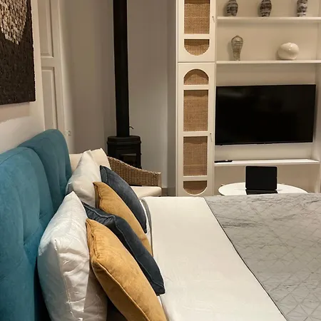 Authentic Maltese Boutique With Rooftop Pool - Moon Townhouse